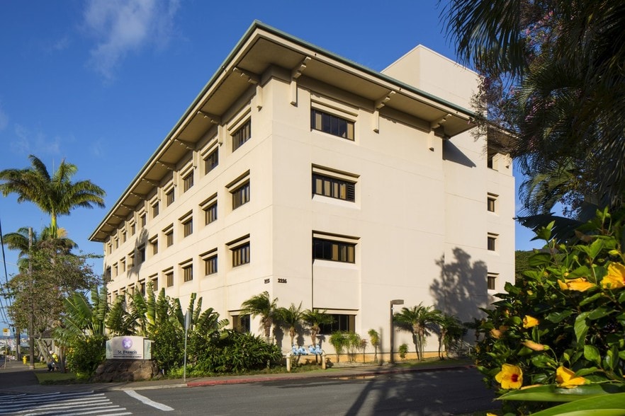 More Photos Of 2226 Liliha St, Honolulu Medical For Lease