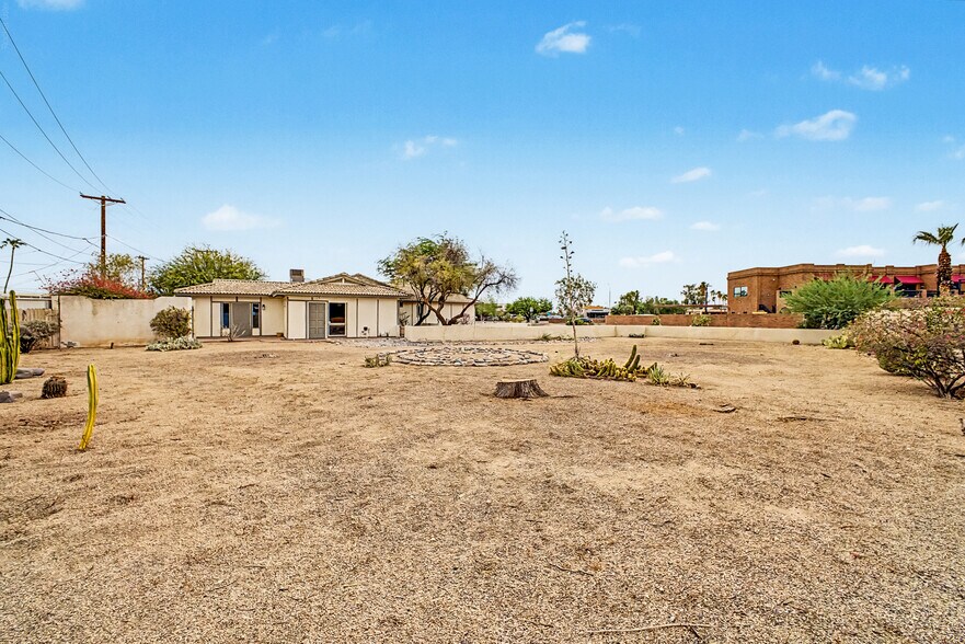 More Photos Of 8038 E Almeria Rd, Scottsdale Office For Sale