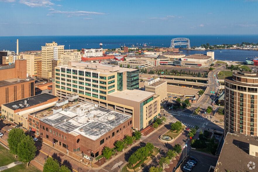 More Photos Of 425 W Superior St, Duluth Office For Lease