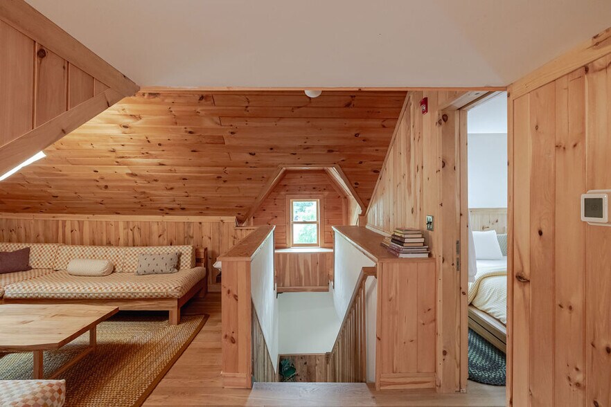 More Photos Of 37 Catamount Rd Hillsdale, Hillsdale Hotel For Sale