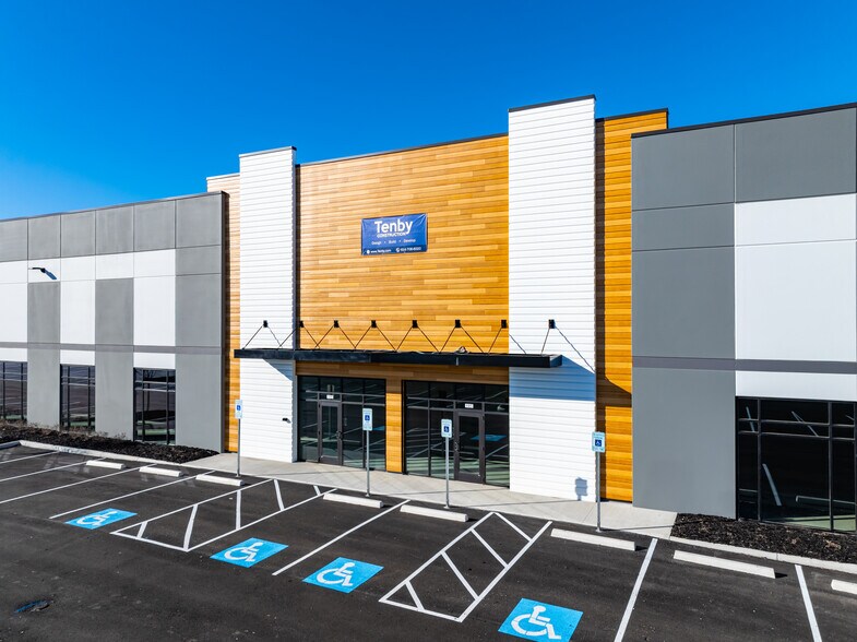 More Photos Of 4949 Edwards Farms Rd, Hilliard Unknown For Lease