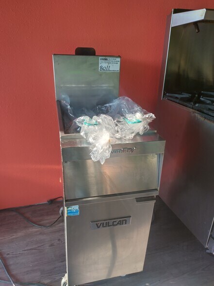 More Photos Of 2040-2070 W Spring Creek Pky, Plano Storefront For Lease