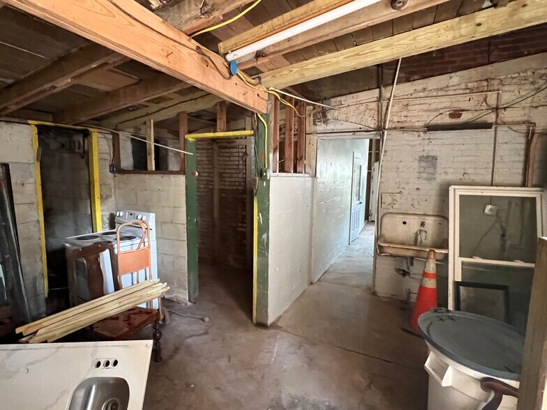 More Photos Of 700 Maple Ave SW, Rome Apartments For Sale