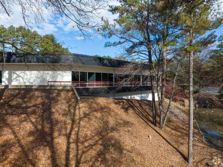 More Photos Of 303 Research Dr, Peachtree Corners Research And Development For Lease