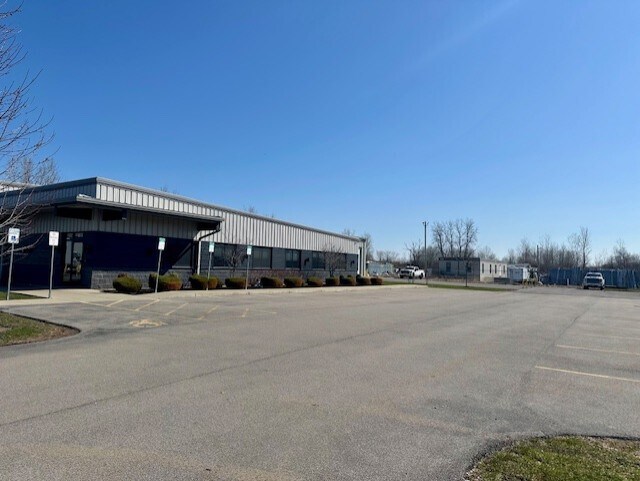 More Photos Of 18 Lancaster Pky, Lancaster Manufacturing For Sale