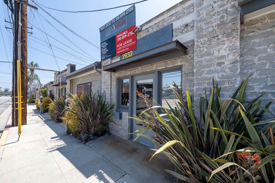 Primary Photo Of 2928-2950 Nebraska Ave, Santa Monica Loft Creative Space For Lease
