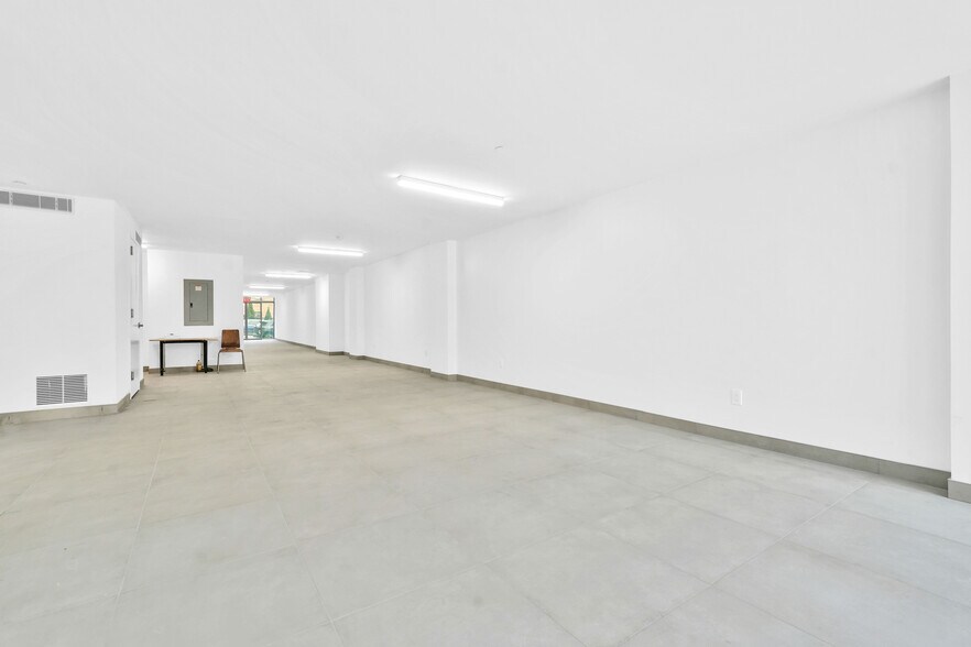 More Photos Of 2309 Broadway, Astoria Apartments For Lease