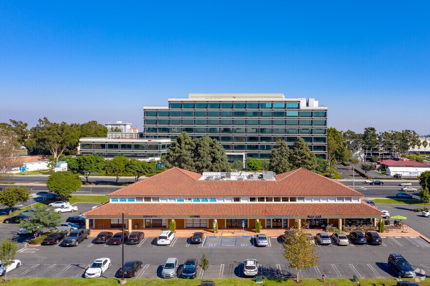 More Photos Of 21201-21327 Hawthorne Blvd, Torrance Unknown For Sale