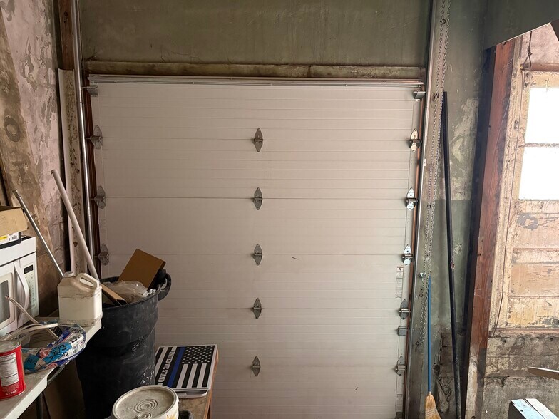 More Photos Of 211 E Main St, Dayton General Retail For Sale
