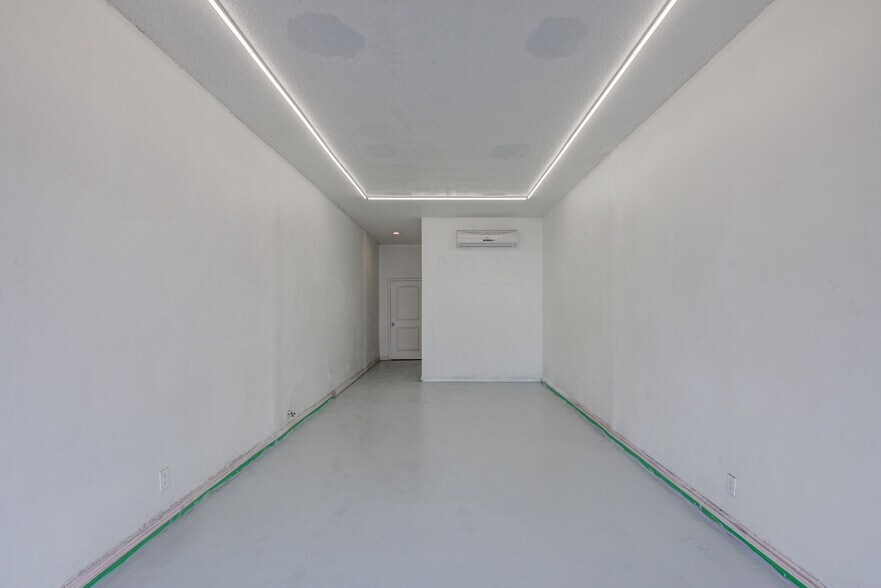 More Photos Of 6000-6014 Fountain Ave, Los Angeles Storefront For Lease