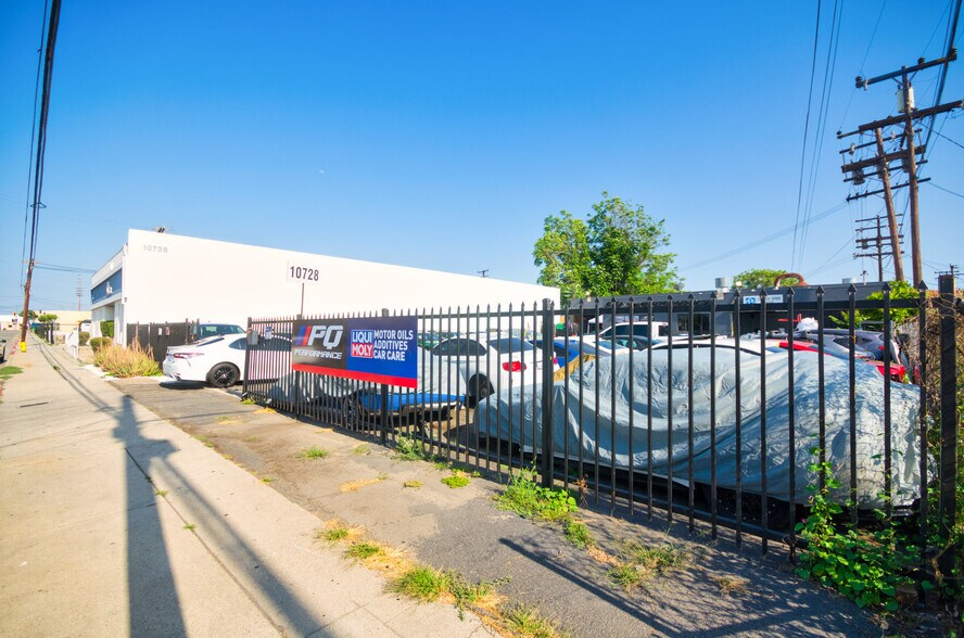 More Photos Of 10728 Rush St, South El Monte Auto Dealership For Sale