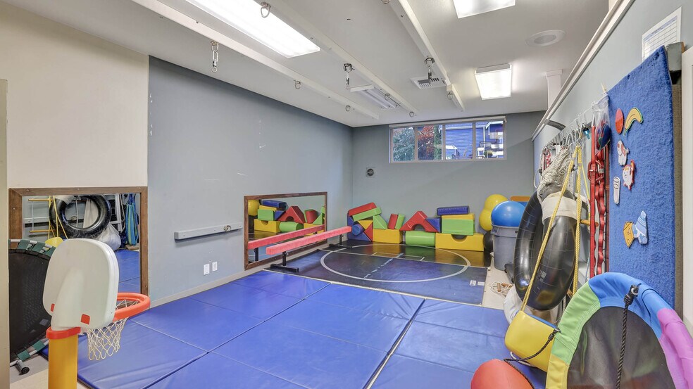 More Photos Of 18504 Bothell Way NE, Bothell Medical For Lease