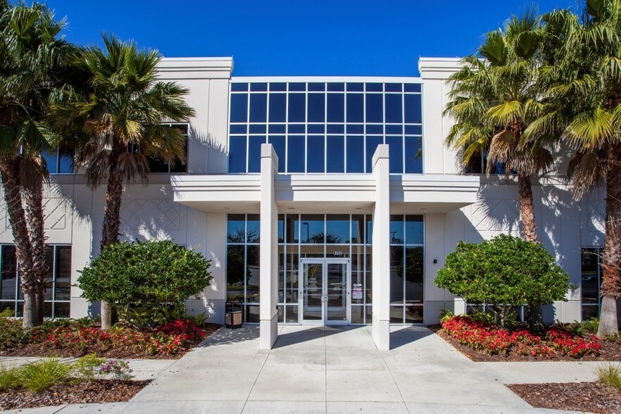 More Photos Of 6252 Lee Vista Blvd, Orlando Office For Sale