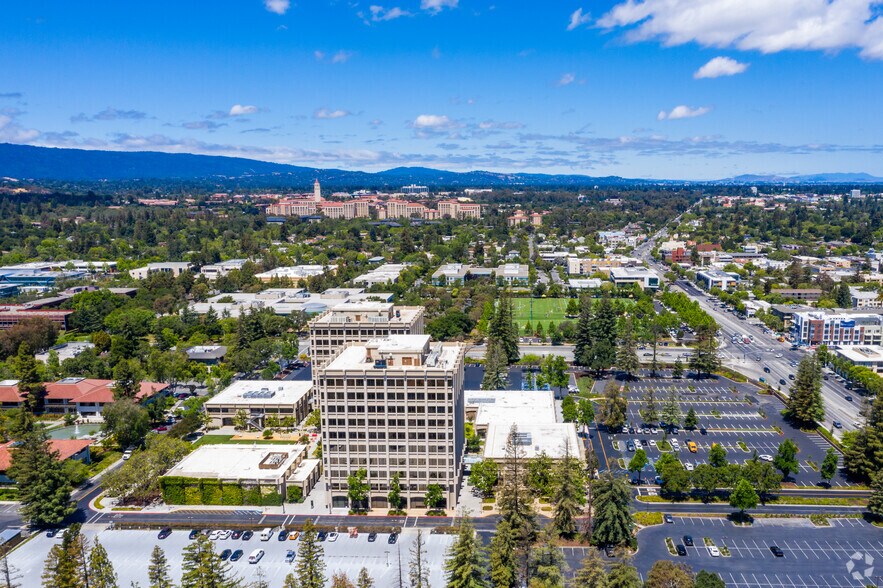More Photos Of 844 E Charleston Rd, Palo Alto Flex For Lease