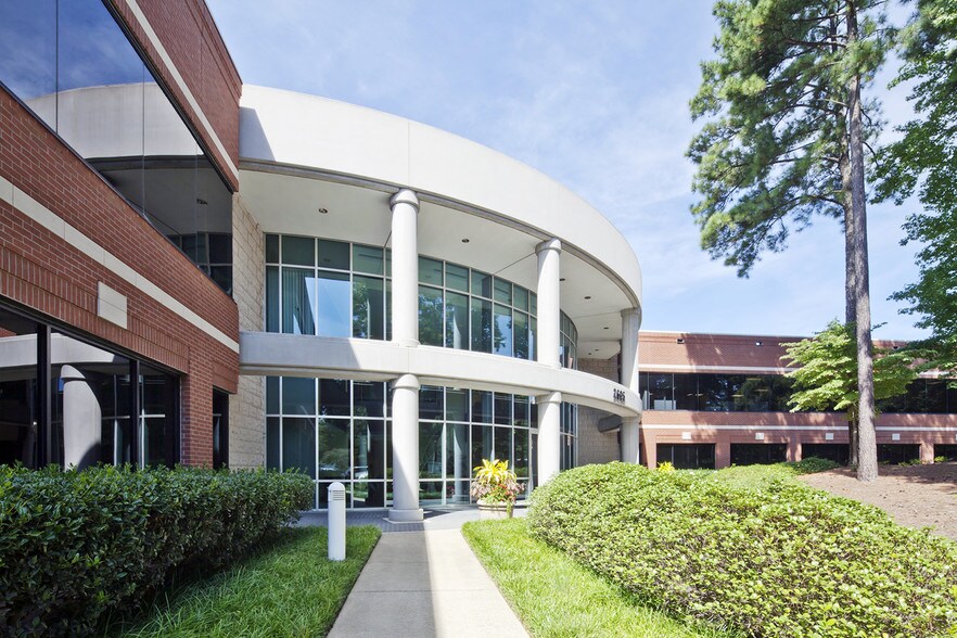 More Photos Of 2520 Meridian Pky, Durham Unknown For Lease
