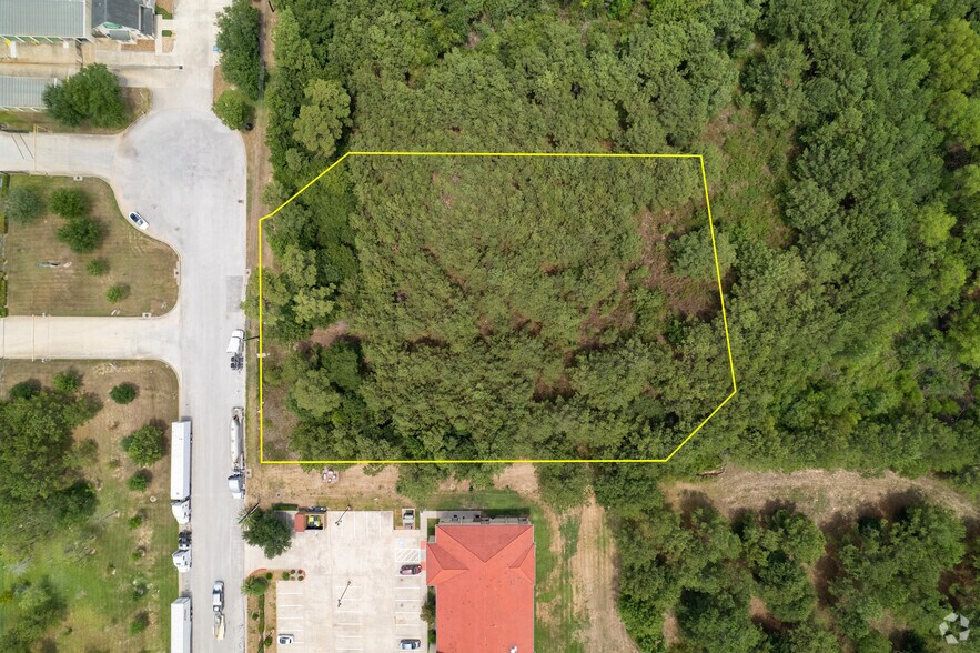 More Photos Of 0 Sprayberry Ln, Conroe Land For Sale