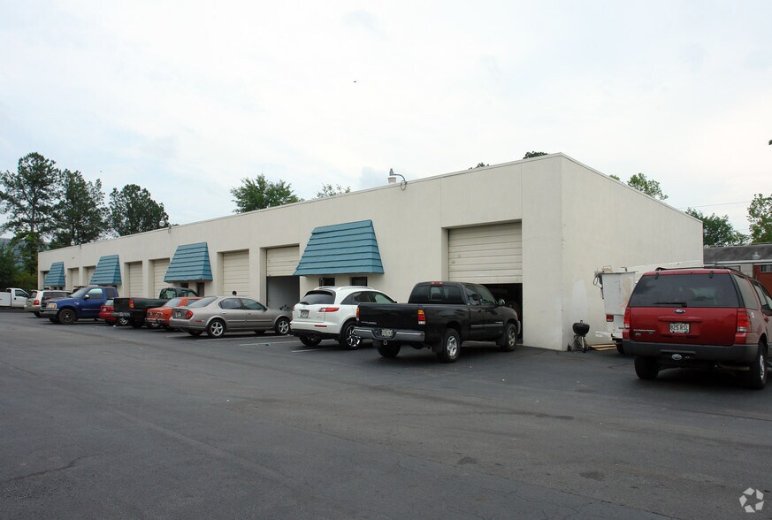 Primary Photo Of 5859-A New Peachtree Rd, Atlanta Warehouse For Lease