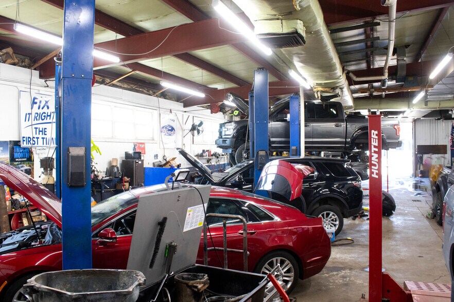 More Photos Of 1625 Commerce St, Wellsburg Auto Dealership For Sale