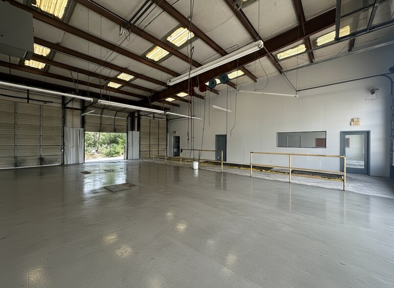 More Photos Of 500 Thornton Rd, Lithia Springs Auto Repair For Lease