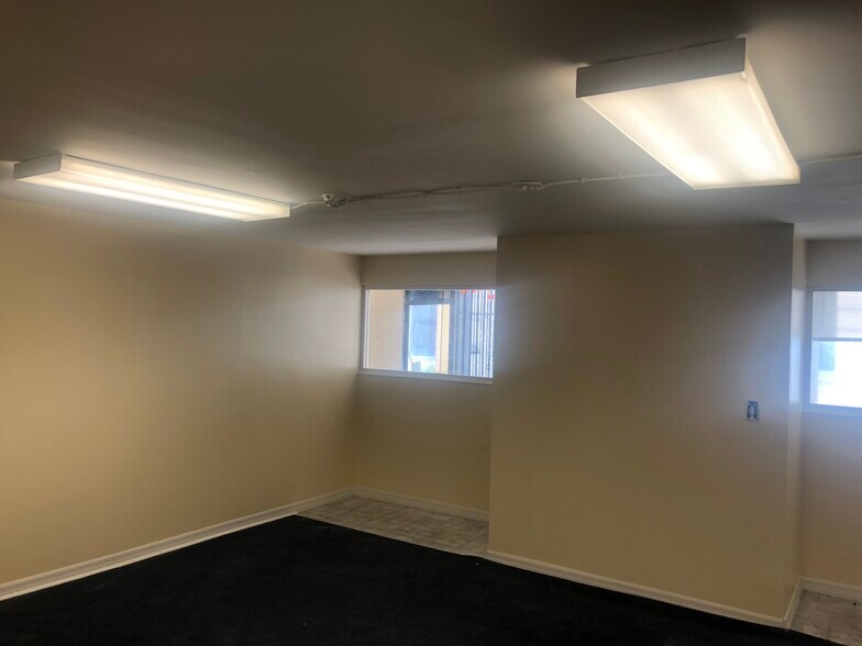 More Photos Of 1205 University Blvd N, Jacksonville Daycare Center For Sale