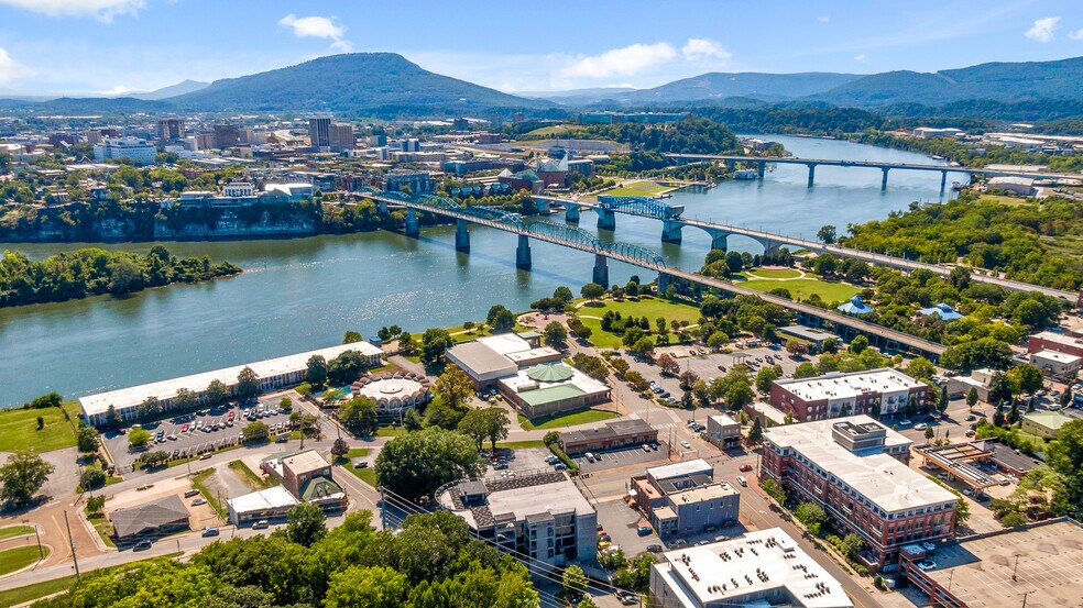 More Photos Of 442 Cherokee Blvd, Chattanooga Land For Sale