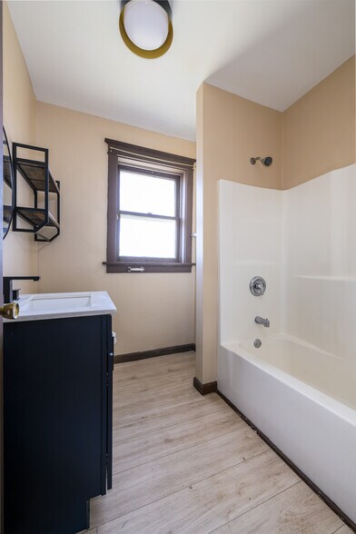 More Photos Of 5321 Michigan Ave, Saint Louis Multifamily For Sale