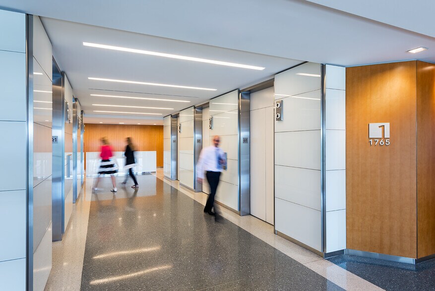 More Photos Of 1775 Greensboro Station Pl, McLean Office For Lease