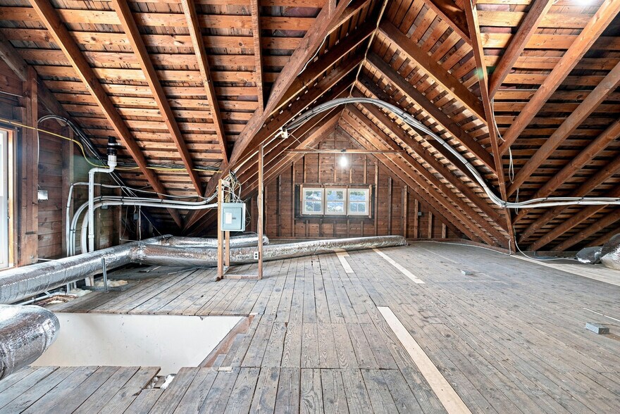 More Photos Of 8 S Main St, New Milford Office For Sale