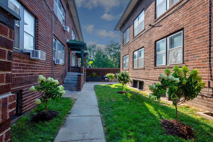 More Photos Of 120 N 6th St, Council Bluffs Apartments For Sale