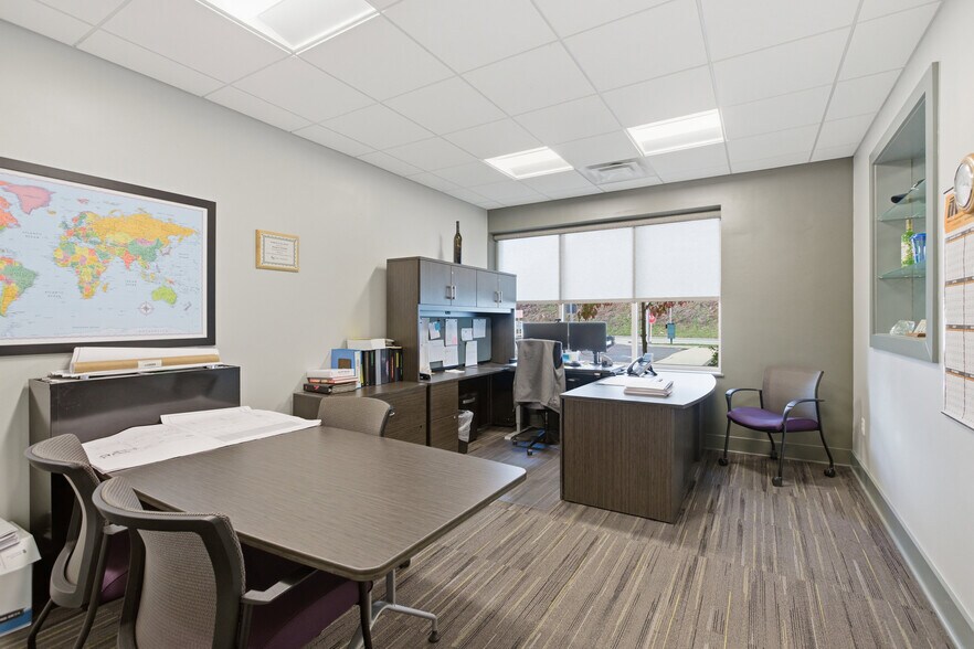 More Photos Of 3009 Washington Rd, McMurray Office For Sale