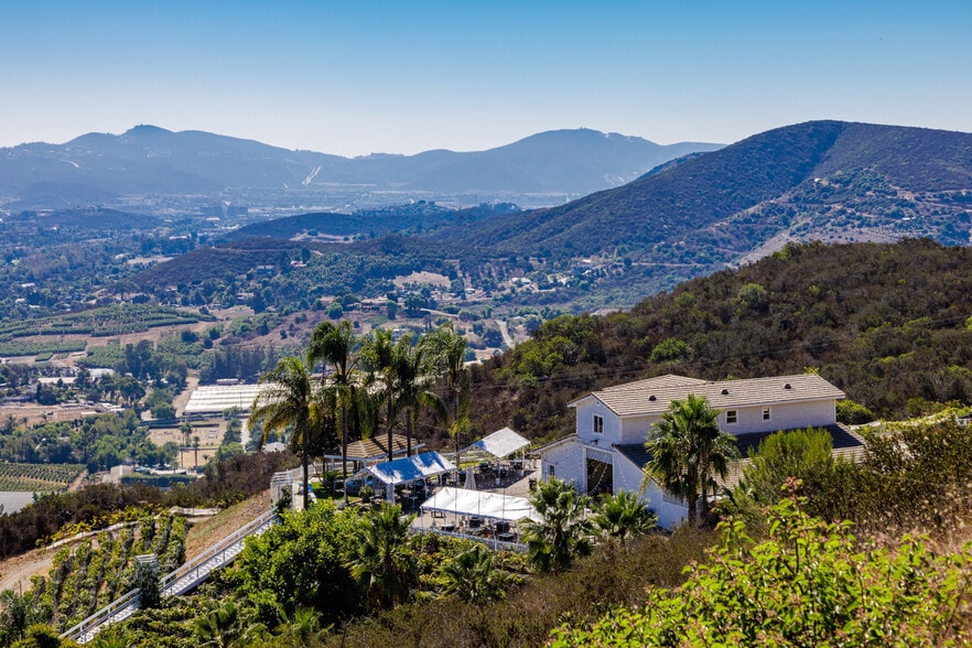 More Photos Of 2286 Sunshine Mountain Rd, San Marcos Winery Vineyard For Sale