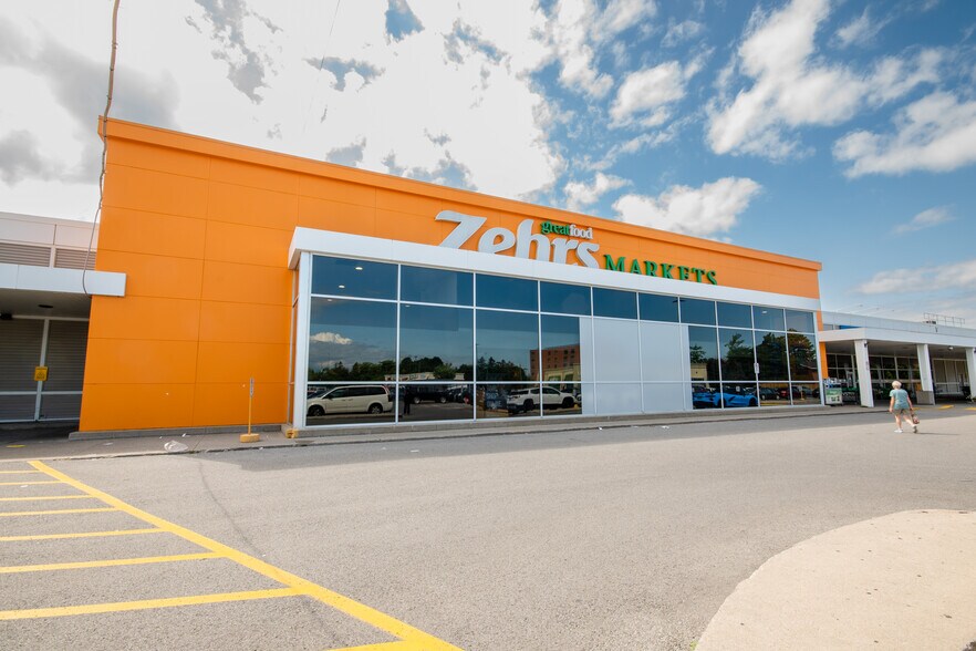 More Photos Of 285 Geneva St, St Catharines General Retail For Lease