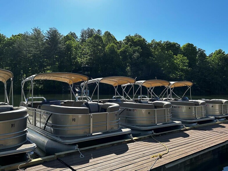More Photos Of 270 Deyton Camp Rd, Robbinsville Marina For Sale