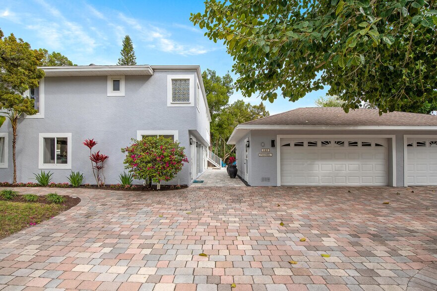 More Photos Of 185 Faubel St, Sarasota Specialty For Sale