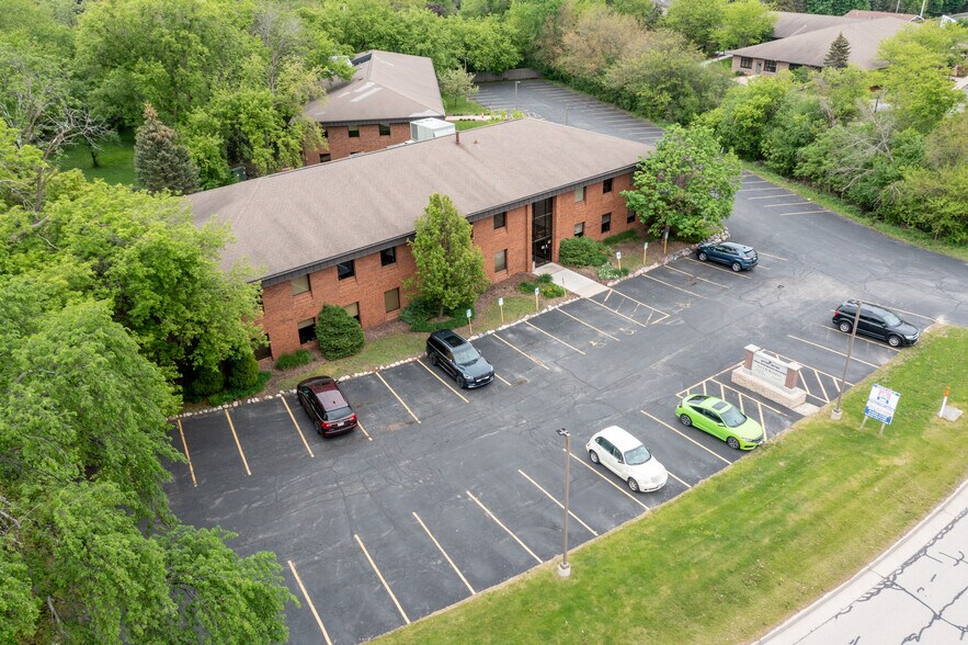 More Photos Of 20700 Watertown Rd, Waukesha Unknown For Lease