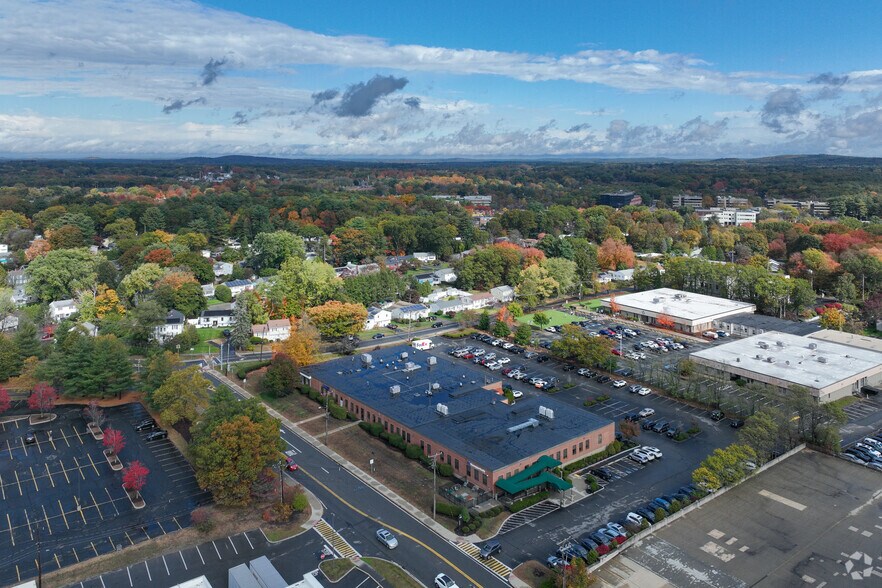 More Photos Of 125 Newbury St, Framingham Specialty For Lease
