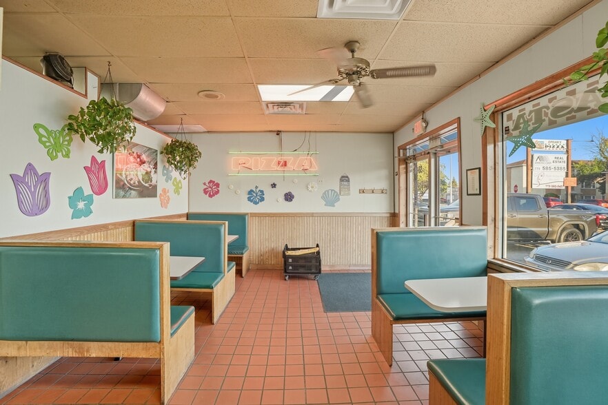 More Photos Of 5840 W 63Rd St, Chicago Freestanding For Sale