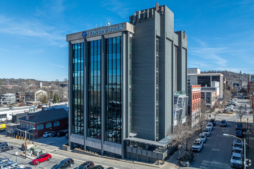 More Photos Of 112 W Center St, Fayetteville Office For Sale