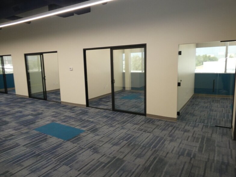 More Photos Of 6100-6120 San Fernando Rd, Glendale Office For Sale