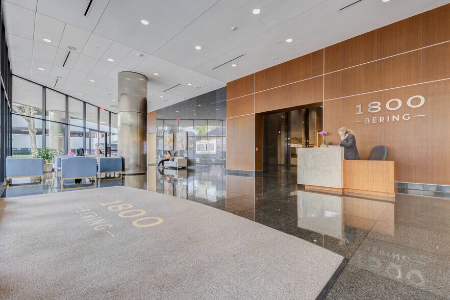 More Photos Of 1800 Bering Dr, Houston Office For Lease