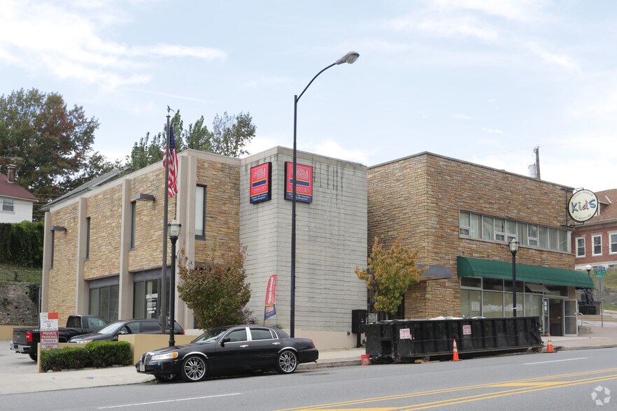 More Photos Of 126-128 Fayette St, Conshohocken Storefront For Lease