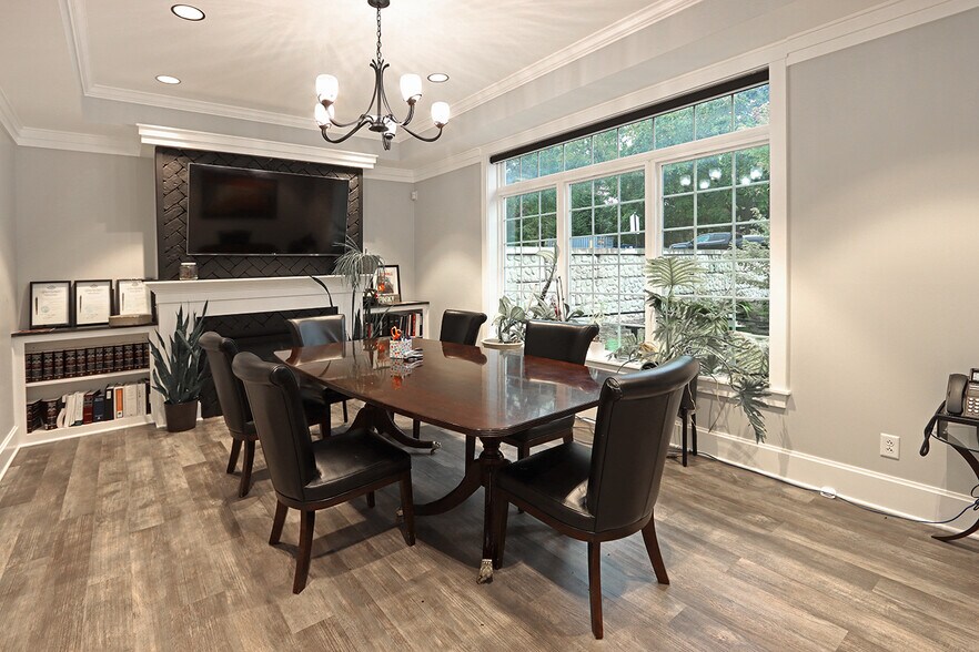 More Photos Of 4311 E Genesee St, De Witt Medical For Sale