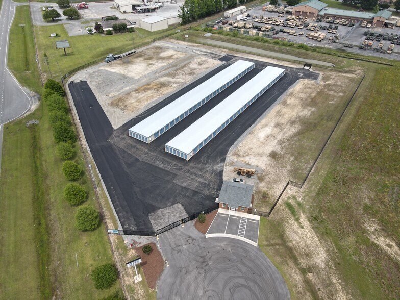 More Photos Of 2903 Storage Ln, Winterville Industrial For Sale