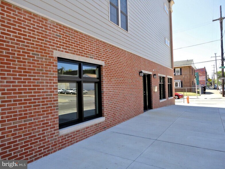More Photos Of 1641 W Venango St, Philadelphia Medical For Lease