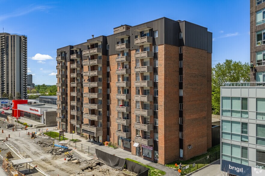 Primary Photo Of 945 Richmond Rd, Ottawa Apartments For Lease
