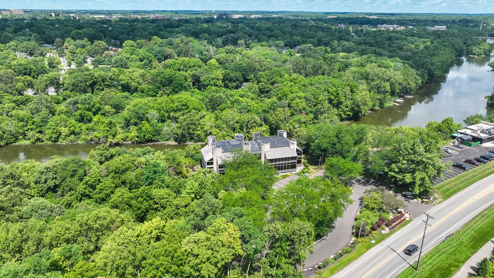 More Photos Of 6099 Riverside Dr, Dublin Office For Lease