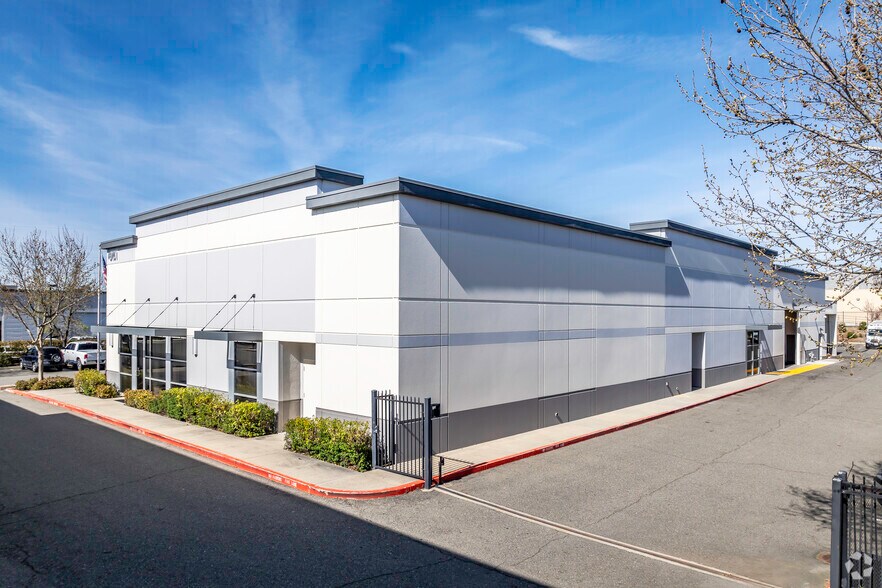 More Photos Of 6101 Pacific St, Rocklin Light Distribution For Sale