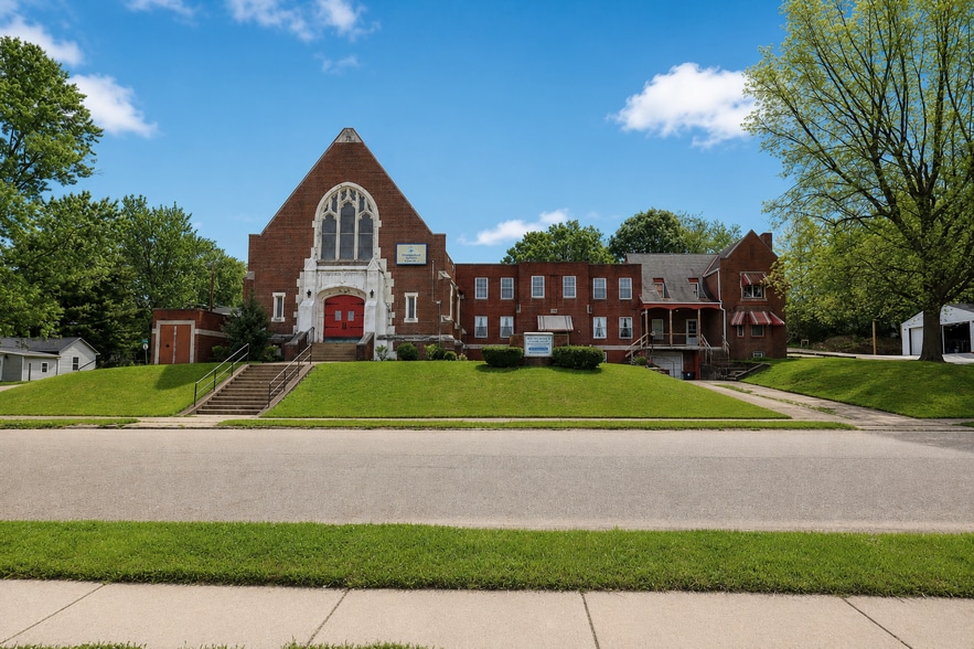 Primary Photo Of 1658 Superior Ave NE, Canton Religious Facility For Sale