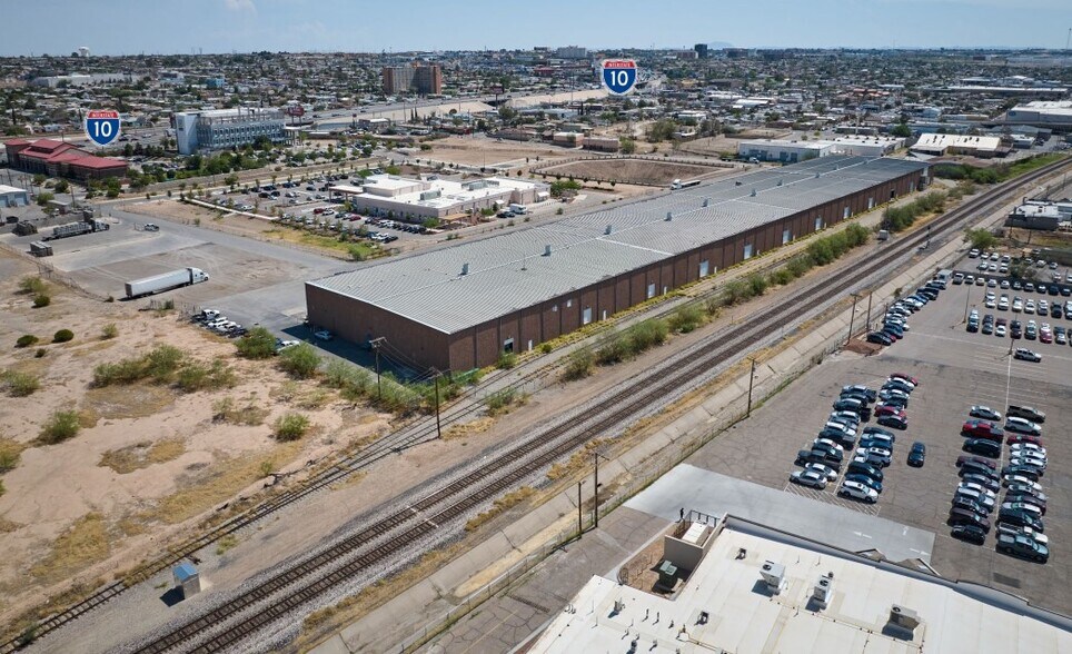 More Photos Of 300 Revere St, El Paso Warehouse For Lease