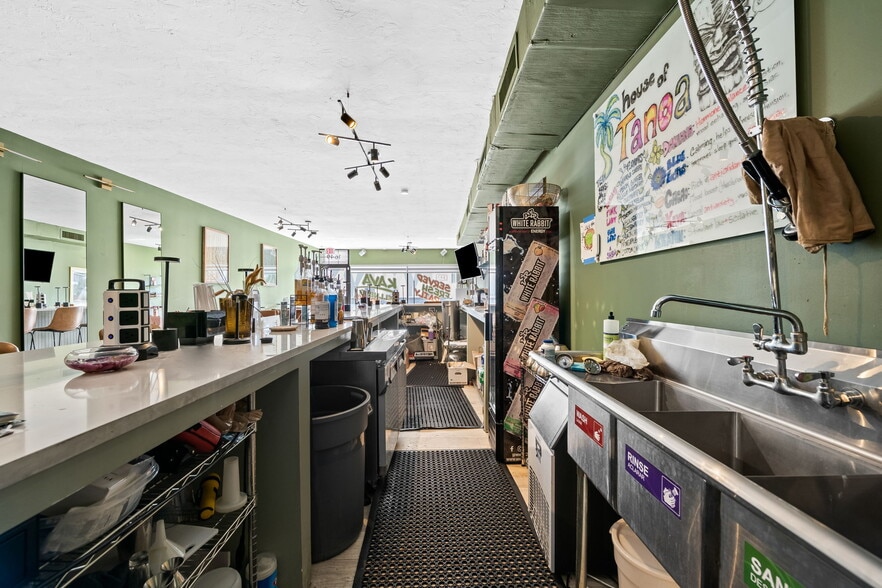 More Photos Of 1649 E Sample Rd, Pompano Beach Storefront For Sale